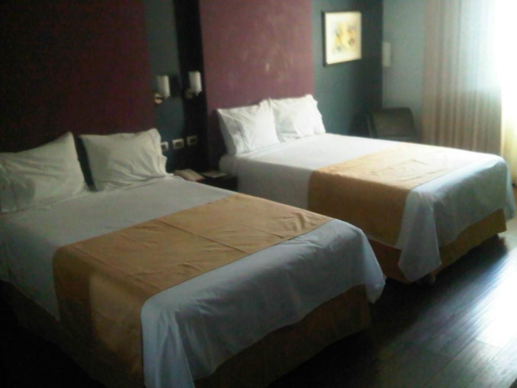 L Hotel Mexicali Habitación foto